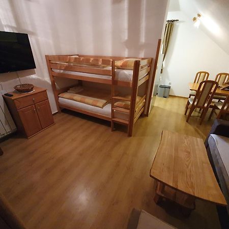 Miskar Rooms Cerknica Zimmer foto